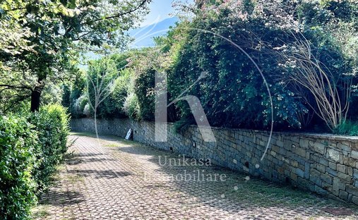 Villa in Savona, Liguria, Italy 1