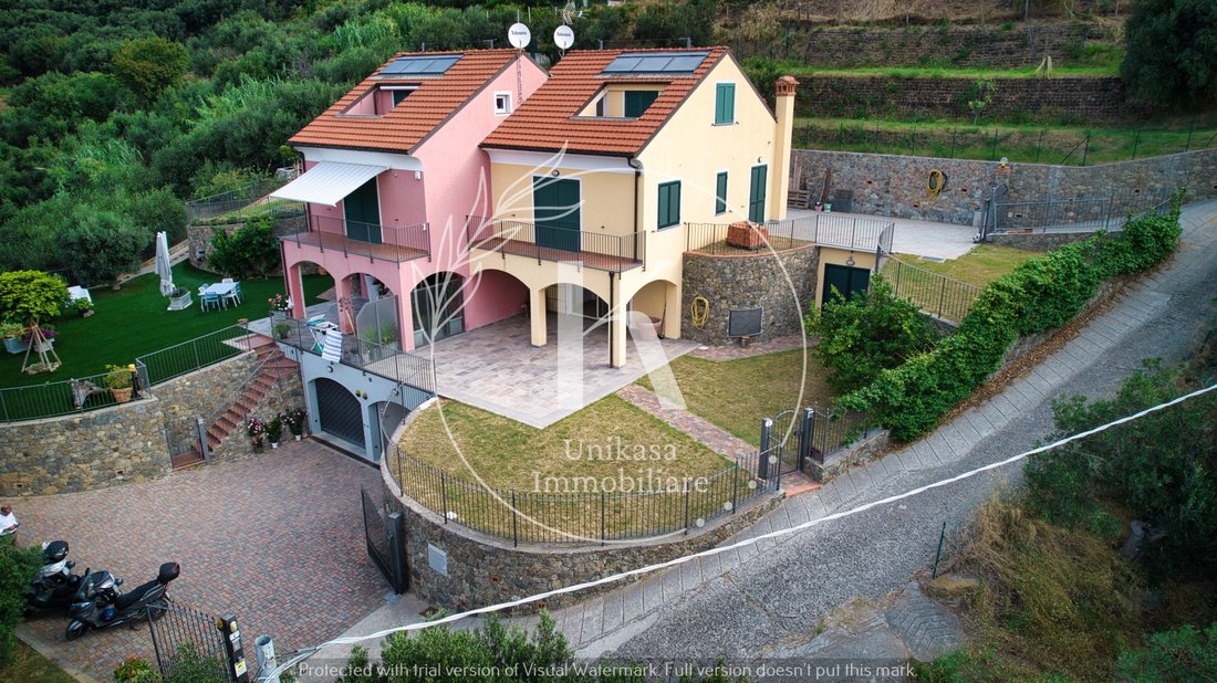 Villa in Savona, Liguria, Italy 1 - 16607974
