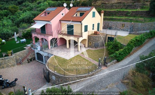 Villa in Savona, Liguria, Italy 1