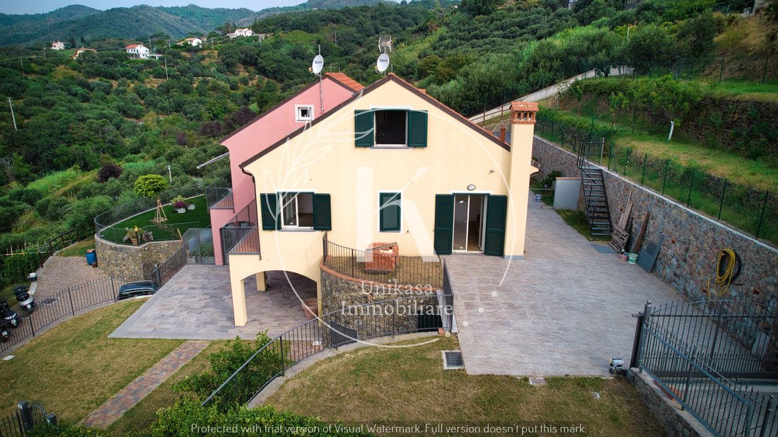 Villa in Savona, Liguria, Italy 2 - 16607974