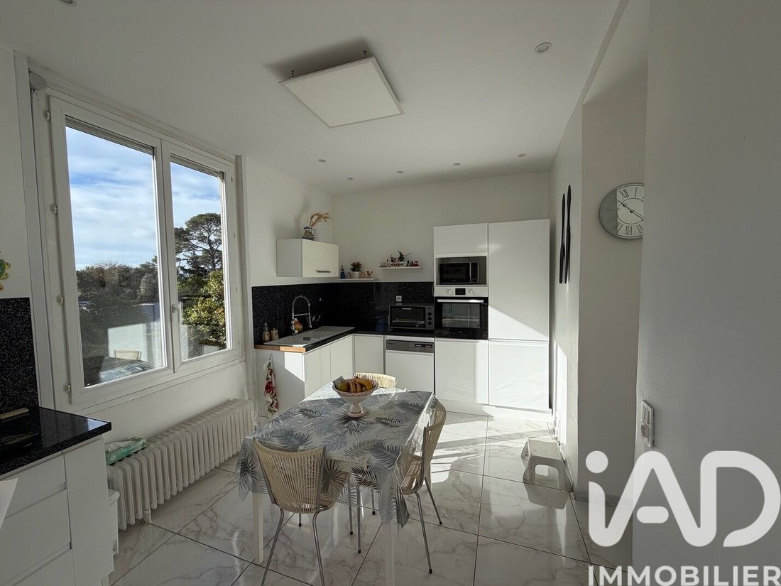 House in Balaruc-les-Bains, Occitania, France 5 - 16609024