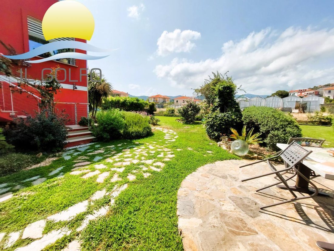 Villa in Diano Marina, Liguria, Italy 4 - 16608182