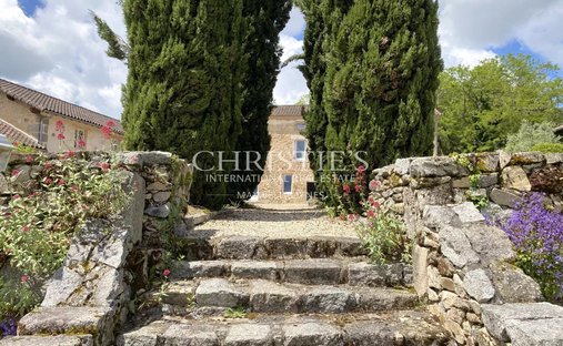 Castle for Sale in Nontron, Nouvelle-Aquitaine, France