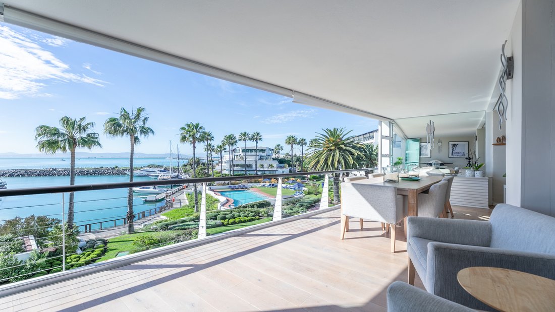 Apartment in Mouille Point, Cape Town, South Africa 2 - 16607346