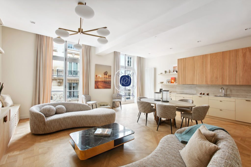 Apartment in Palais Royal, Paris 1er Arrondissement, Paris 1 - 16608322