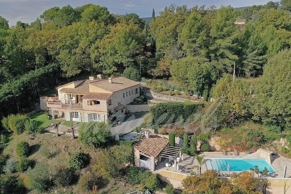 House in Fayence, Provence-Alpes-Côte d'Azur, France 1 - 16607628