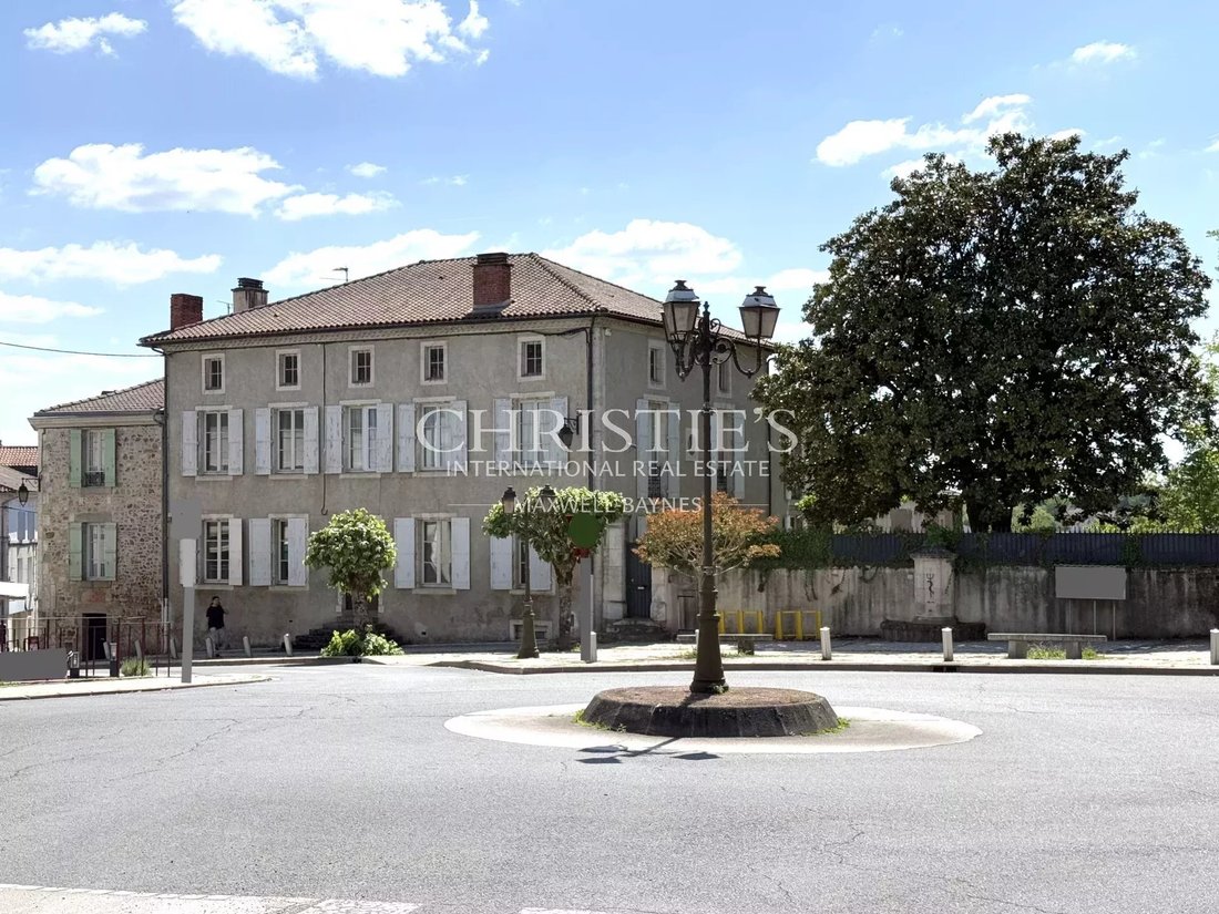 House in Nontron, Nouvelle-Aquitaine, France 3 - 16607971