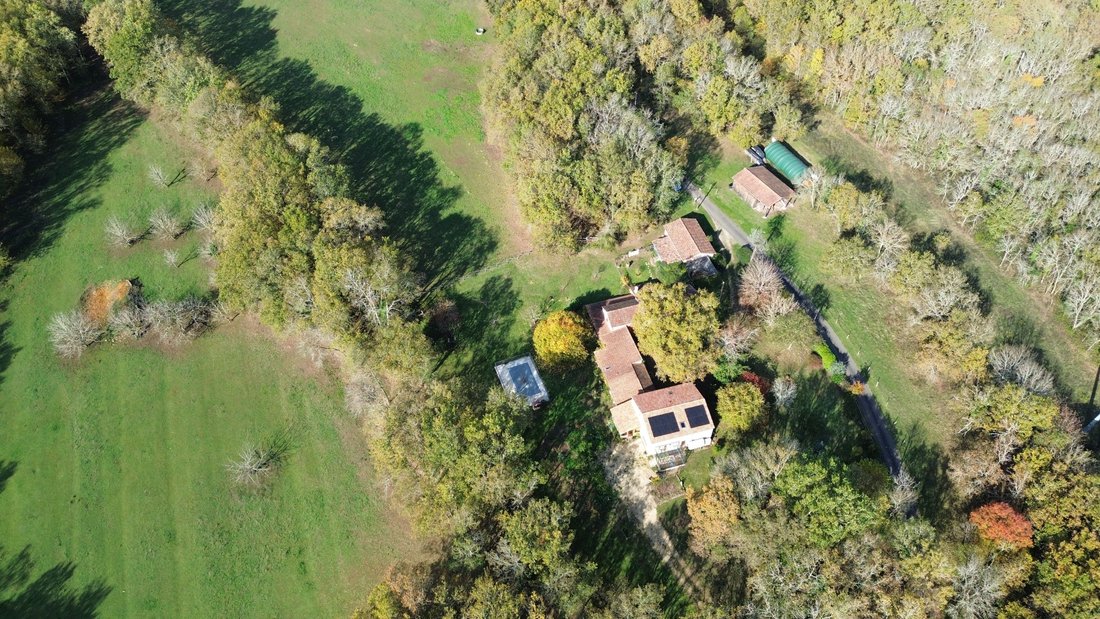 Estate in Saint-Félix-de-Villadeix, Nouvelle-Aquitaine, France 2 - 16608356