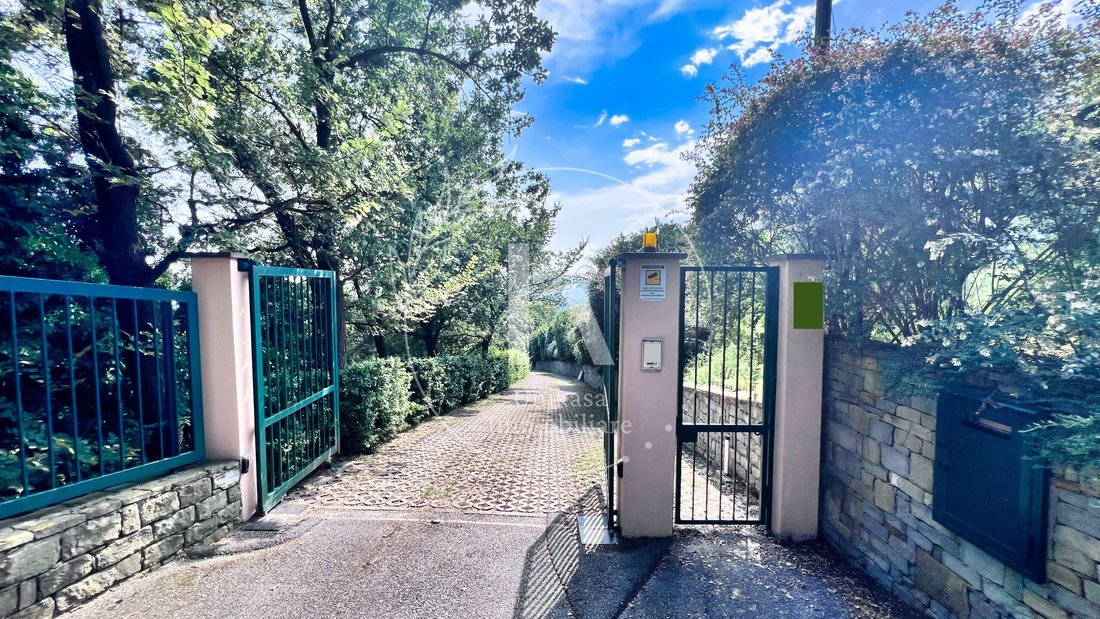 Villa in Savona, Liguria, Italy 3 - 16607877