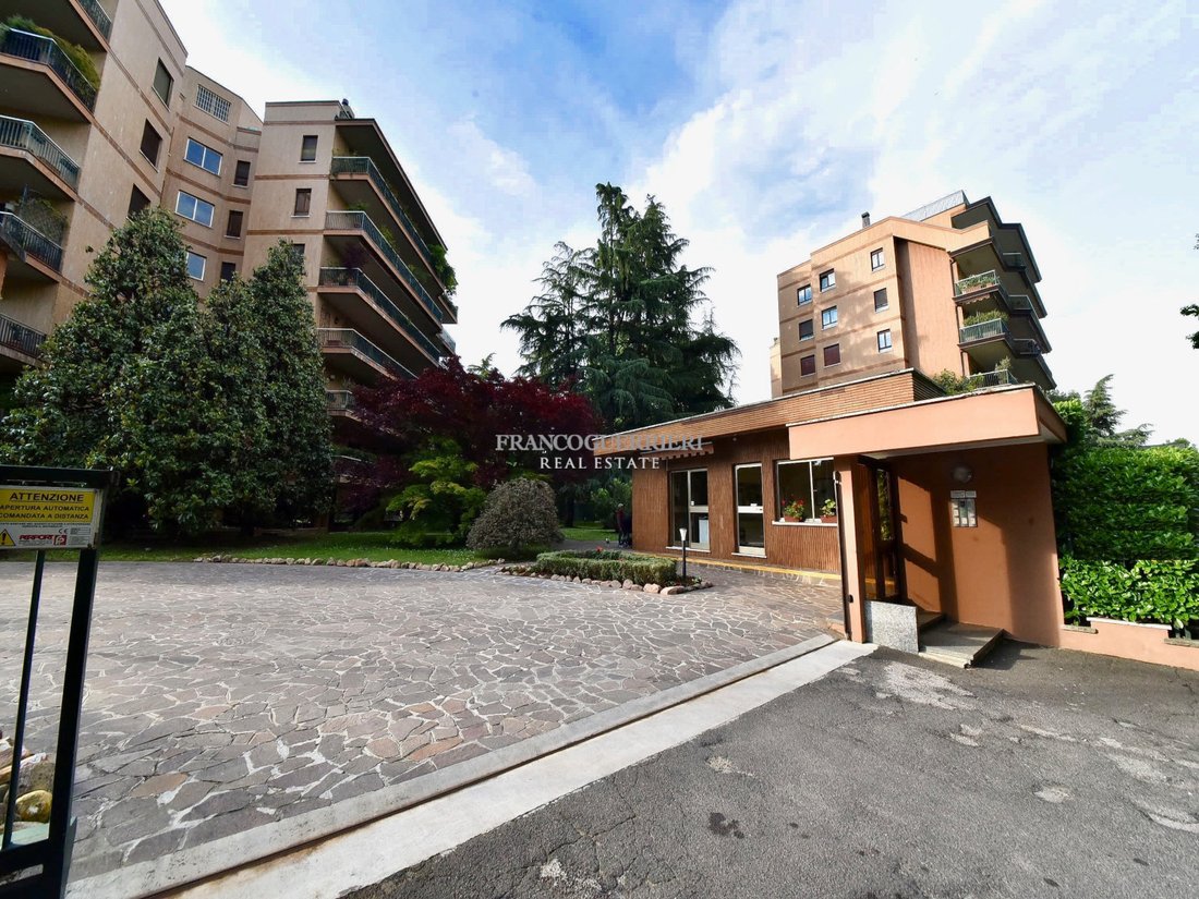Apartment in Historic Center, Monza, Lombardy 3 - 16607728