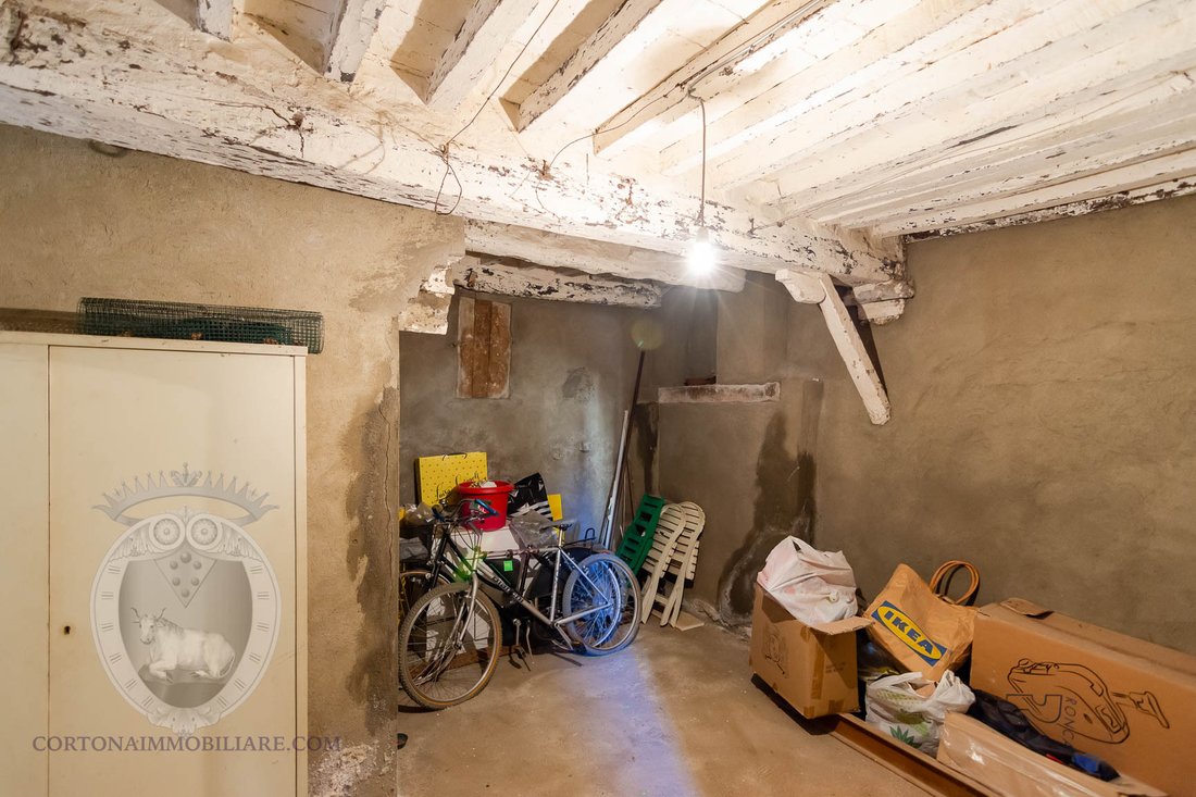 Villa in Center, Cortona, Tuscany 1 - 16608220