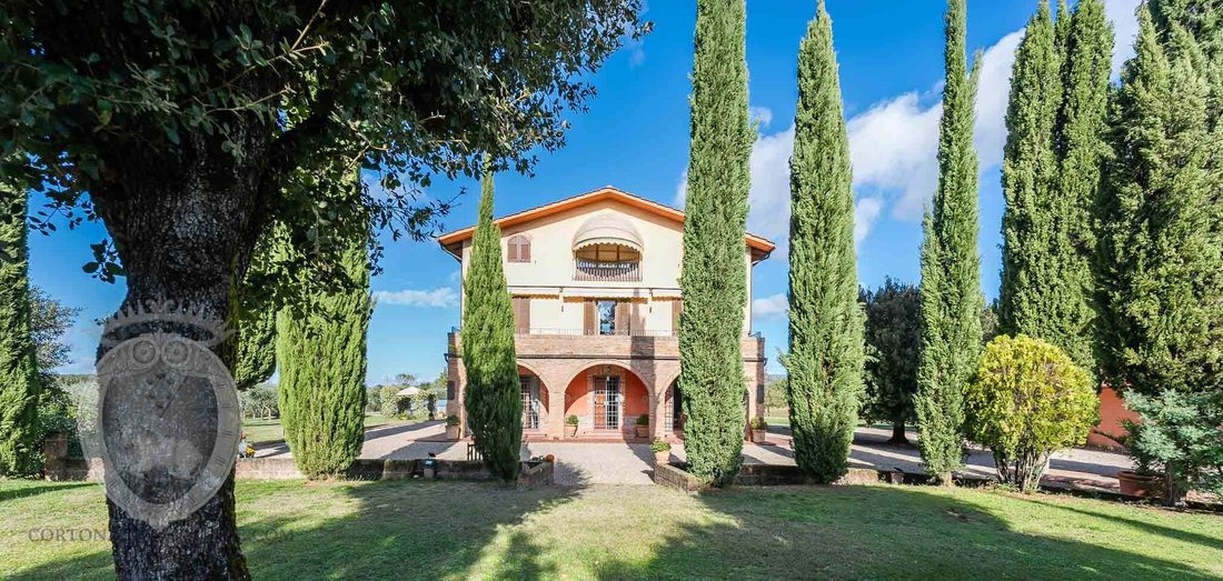 Villa in Center, Cortona, Tuscany 3 - 16608220