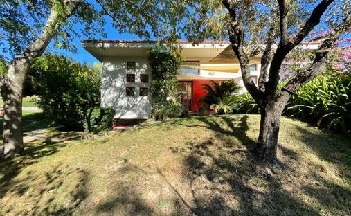Villa in Center, Sarzana, Liguria 1