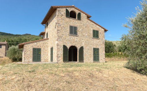 Country House in Center, Cortona, Tuscany 1