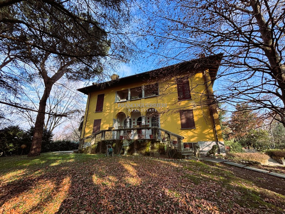 Villa in Bellusco, Lombardy, Italy 2 - 16608099