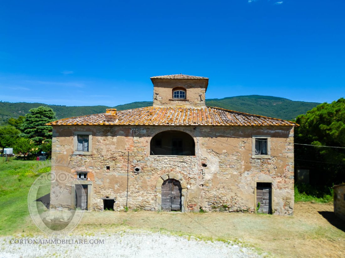 Country House in Center, Cortona, Tuscany 1 - 16608573
