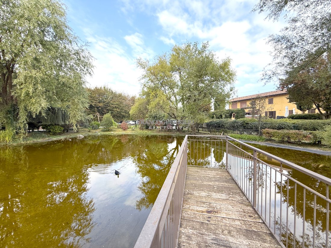 Country House in Lungo Lago-Centro, Lecco, Lombardy 2 - 16608180