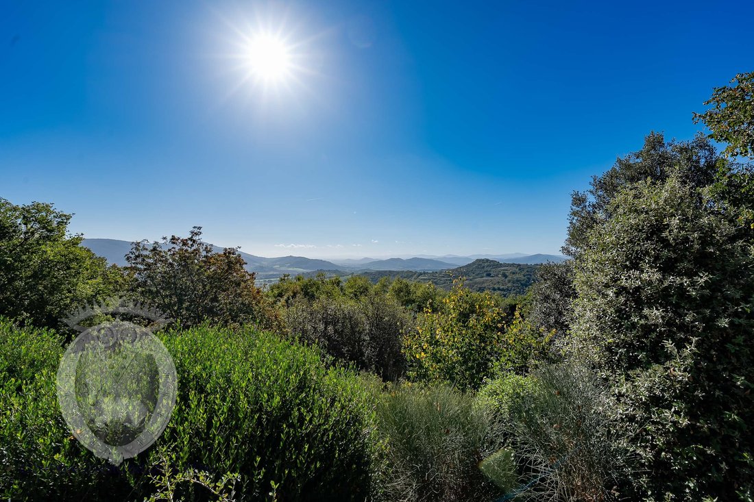 Country House in Corciano, Umbria, Italy 3 - 16608535