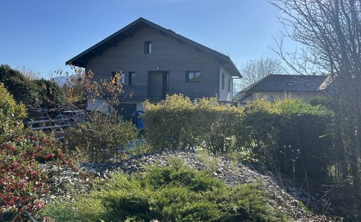 House in Groisy, Auvergne-Rhône-Alpes, France 1
