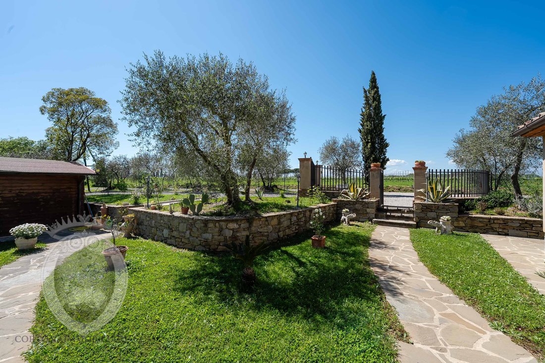 Country House in Centro, Cortona, Tuscany 4 - 16607736