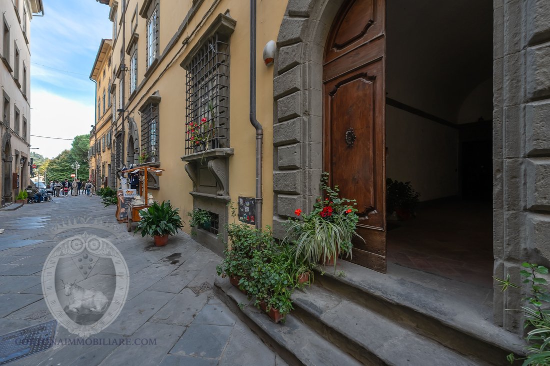 Estate in Center, Cortona, Tuscany 1 - 16608429