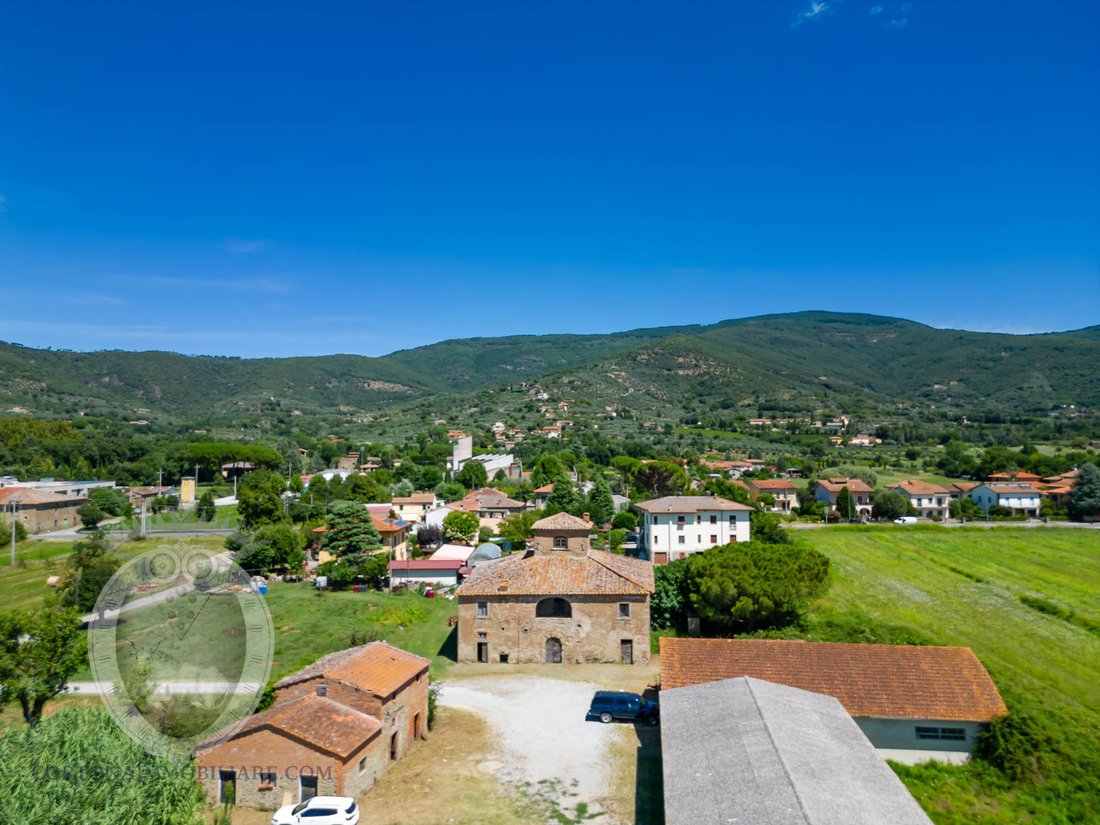 Country House in Center, Cortona, Tuscany 2 - 16608573