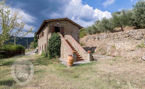 Country House in Center, Cortona, Tuscany 1