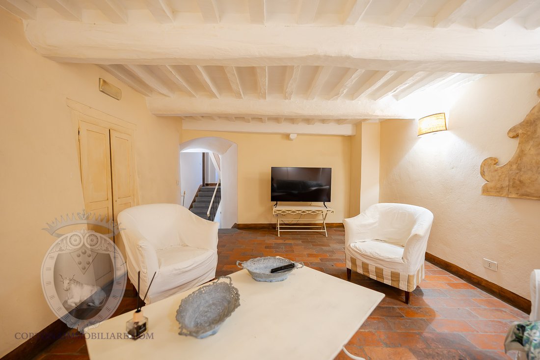 House in Center, Cortona, Tuscany 3 - 16608674