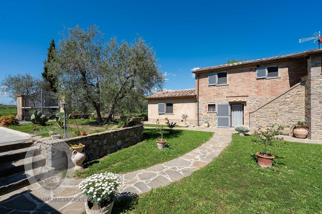 Country House in Centro, Cortona, Tuscany 2 - 16607736