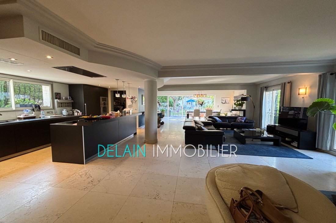 Villa in Nice, Provence-Alpes-Côte d'Azur, France 4 - 16608402