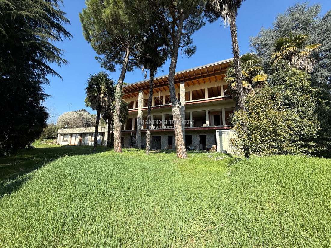 Villa in Missaglia, Lombardy, Italy 2 - 16608270