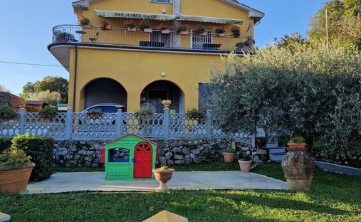 Villa in Ospedale - Piazza Europa, La Spezia, Italy 1
