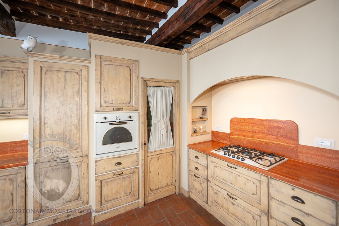 Estate in Castiglion Fiorentino, Tuscany, Italy 5 - 16608554