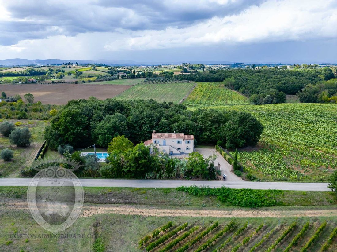 Country House in Center, Cortona, Tuscany 2 - 16608141