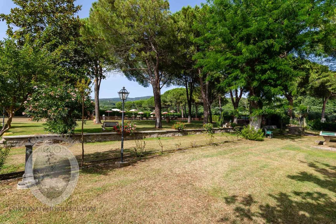 House in Umbertide, Umbria, Italy 2 - 16608171