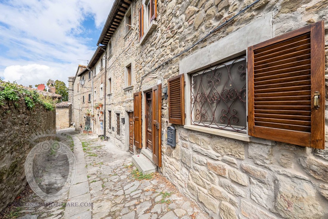 House in Center, Cortona, Tuscany 2 - 16608508