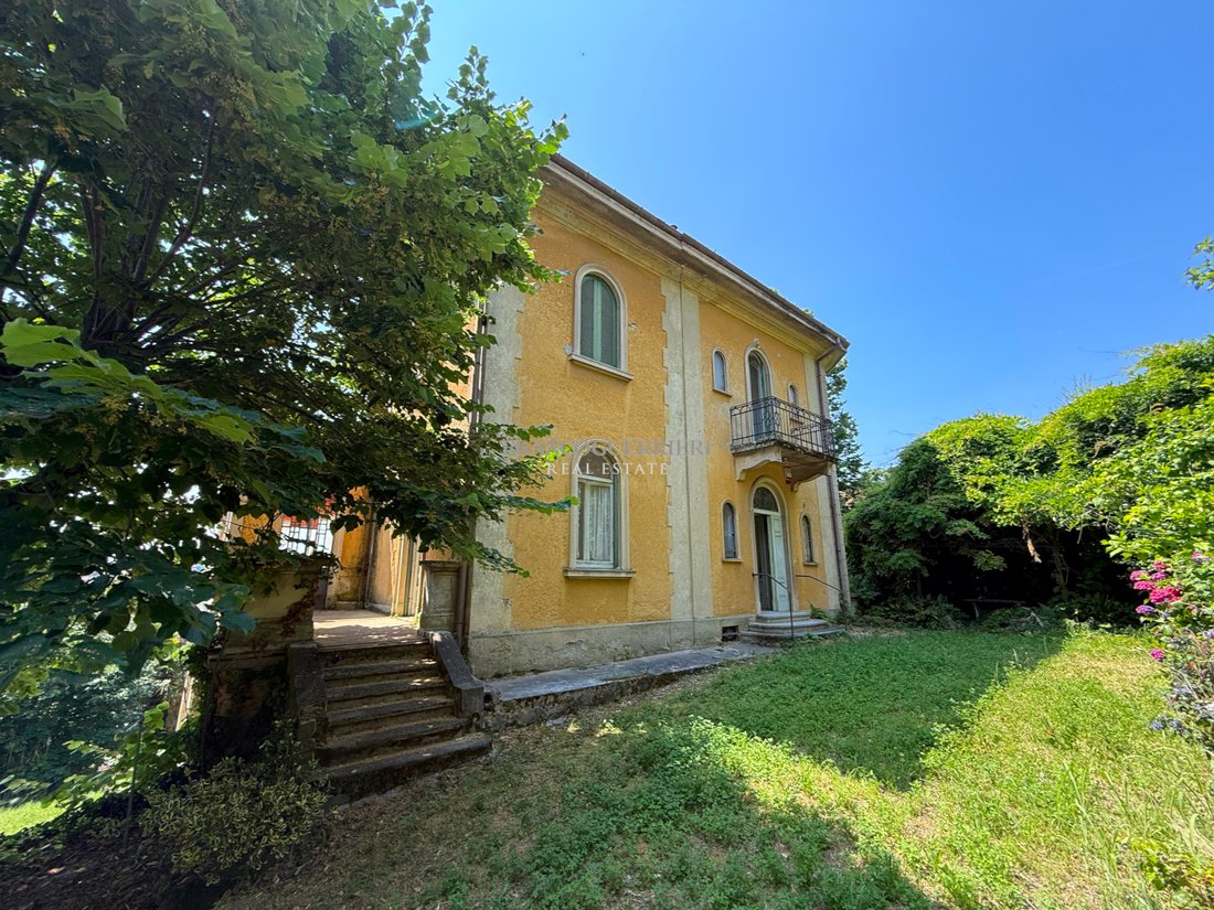 Villa in Inverigo, Lombardy, Italy 5 - 16608216