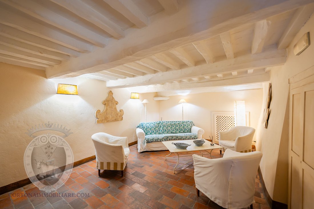 House in Center, Cortona, Tuscany 2 - 16608674
