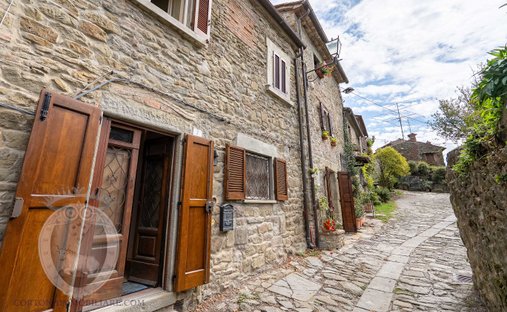 House in Center, Cortona, Tuscany 1