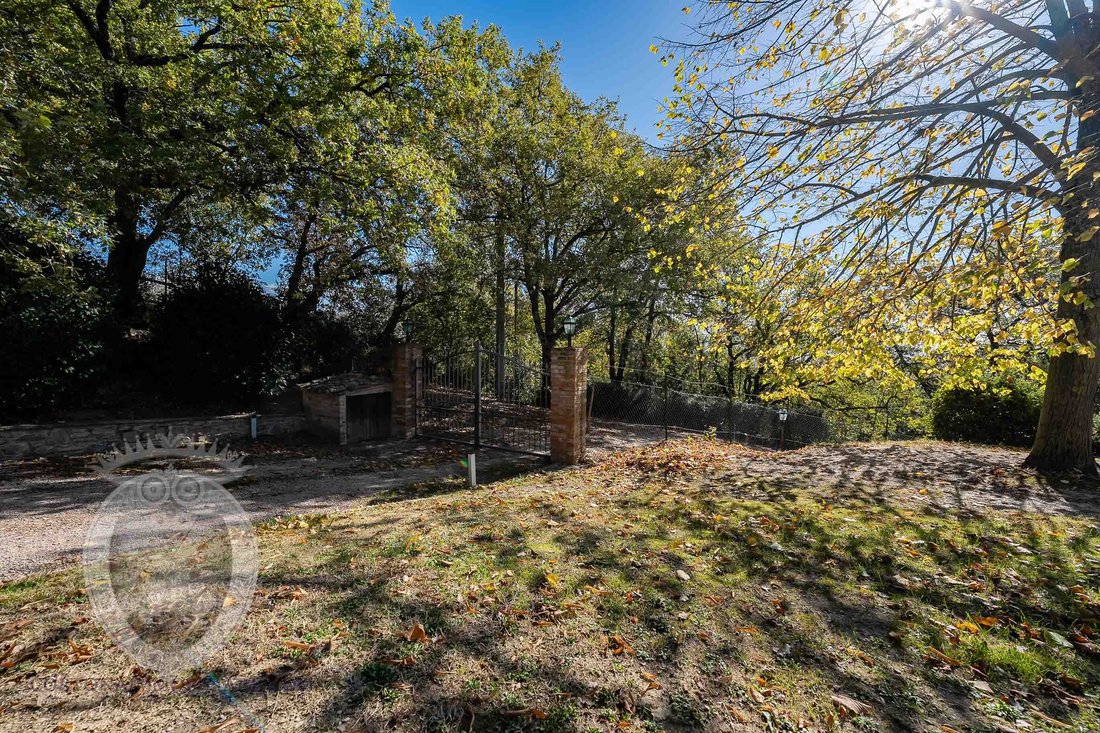 Country House in Corciano, Umbria, Italy 5 - 16608535