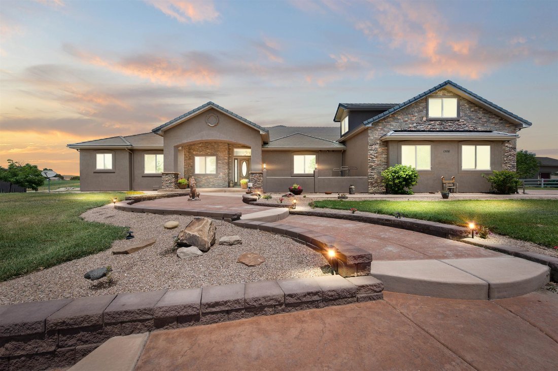 House in Loma, Colorado, United States 2 - 16607428