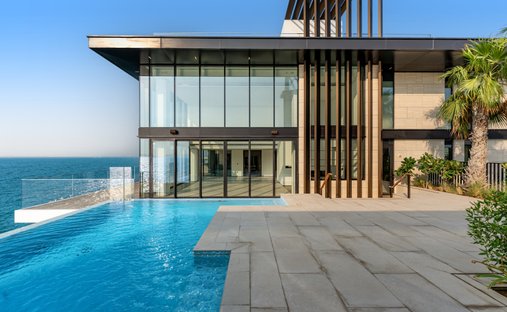 Villa in Dubai, Dubai, United Arab Emirates 1