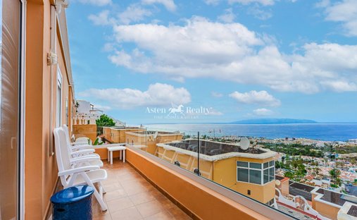 Villa in Costa Adeje, Adeje, Canary Islands 1