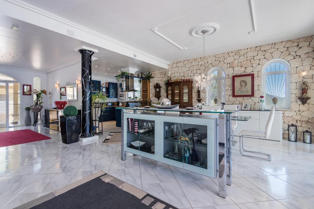 Villa in Sant Carles de Peralta, Santa Eularia des Riu, Balearic Islands 3 - 15827967