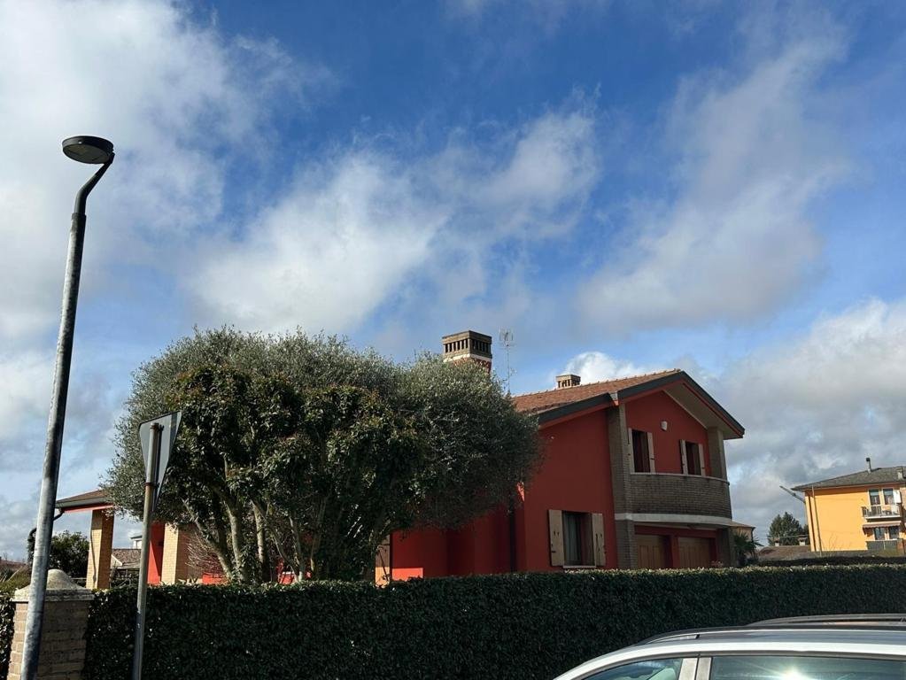 Villa in Camponogara, Veneto, Italy 1 - 16607844