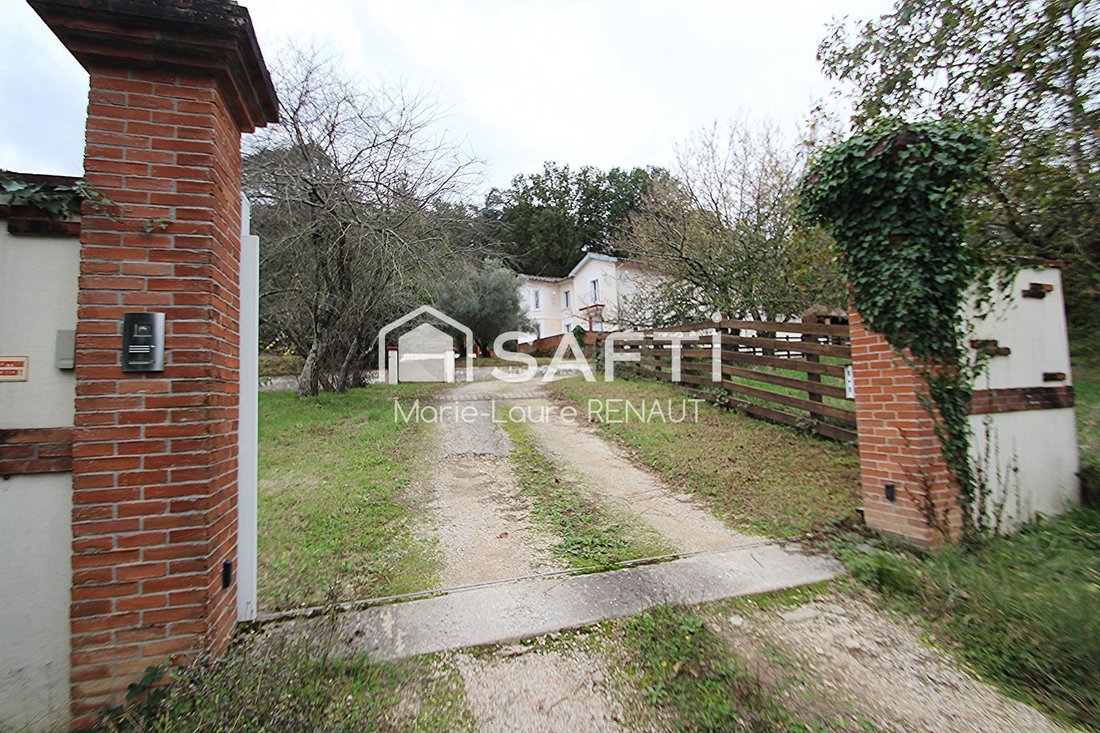 House in Parisot, Occitania, France 2 - 16608874