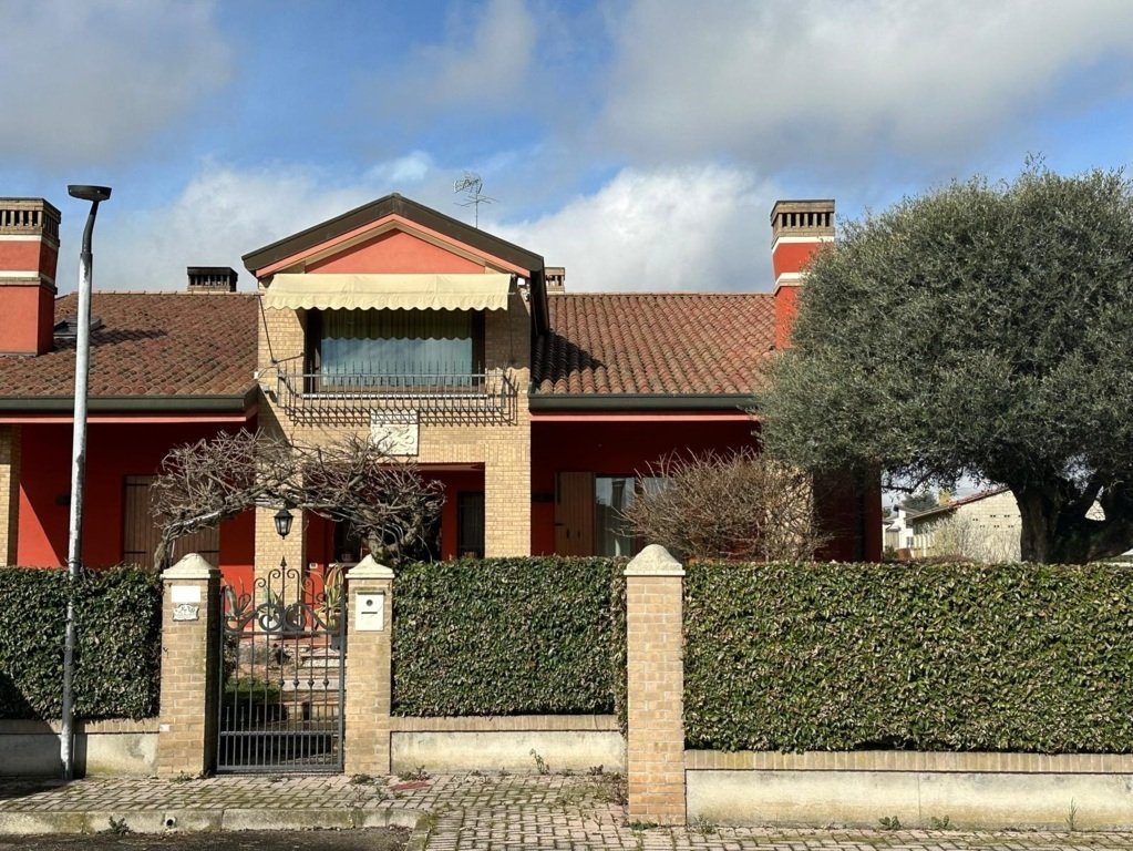 Villa in Camponogara, Veneto, Italy 4 - 16607844