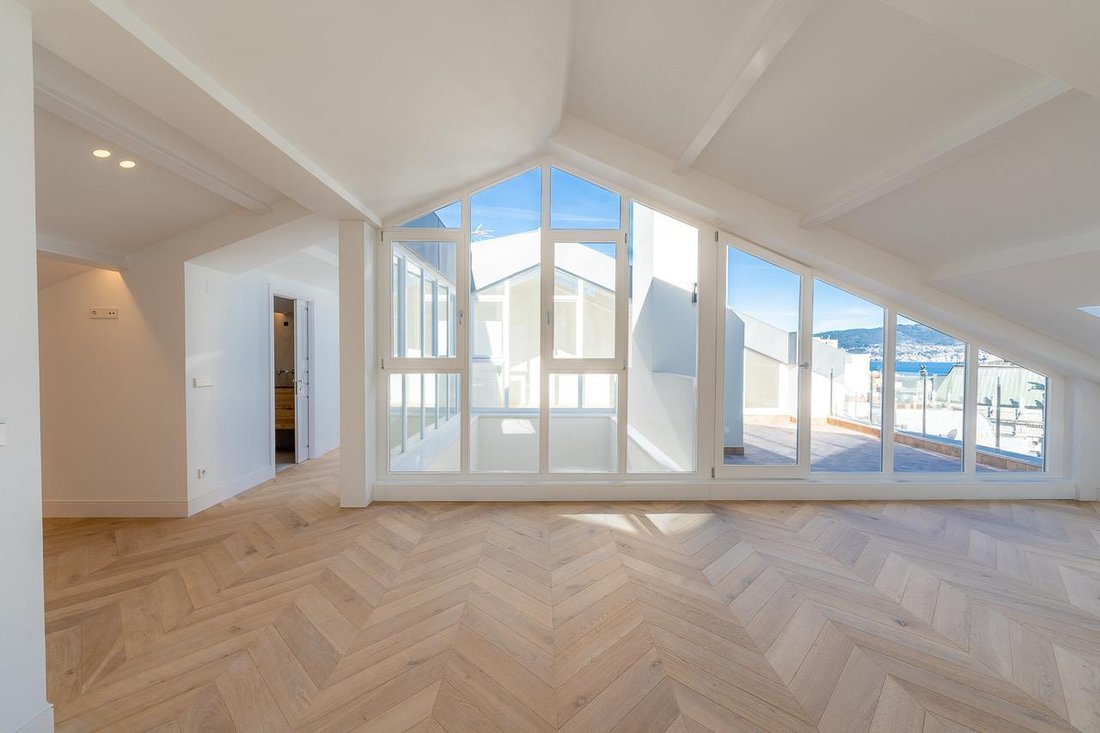 Penthouse in Vigo (District), Vigo, Spain 2 - 16611208