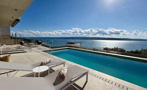 Villa in Jesenice, Split-Dalmatia County, Croatia 1