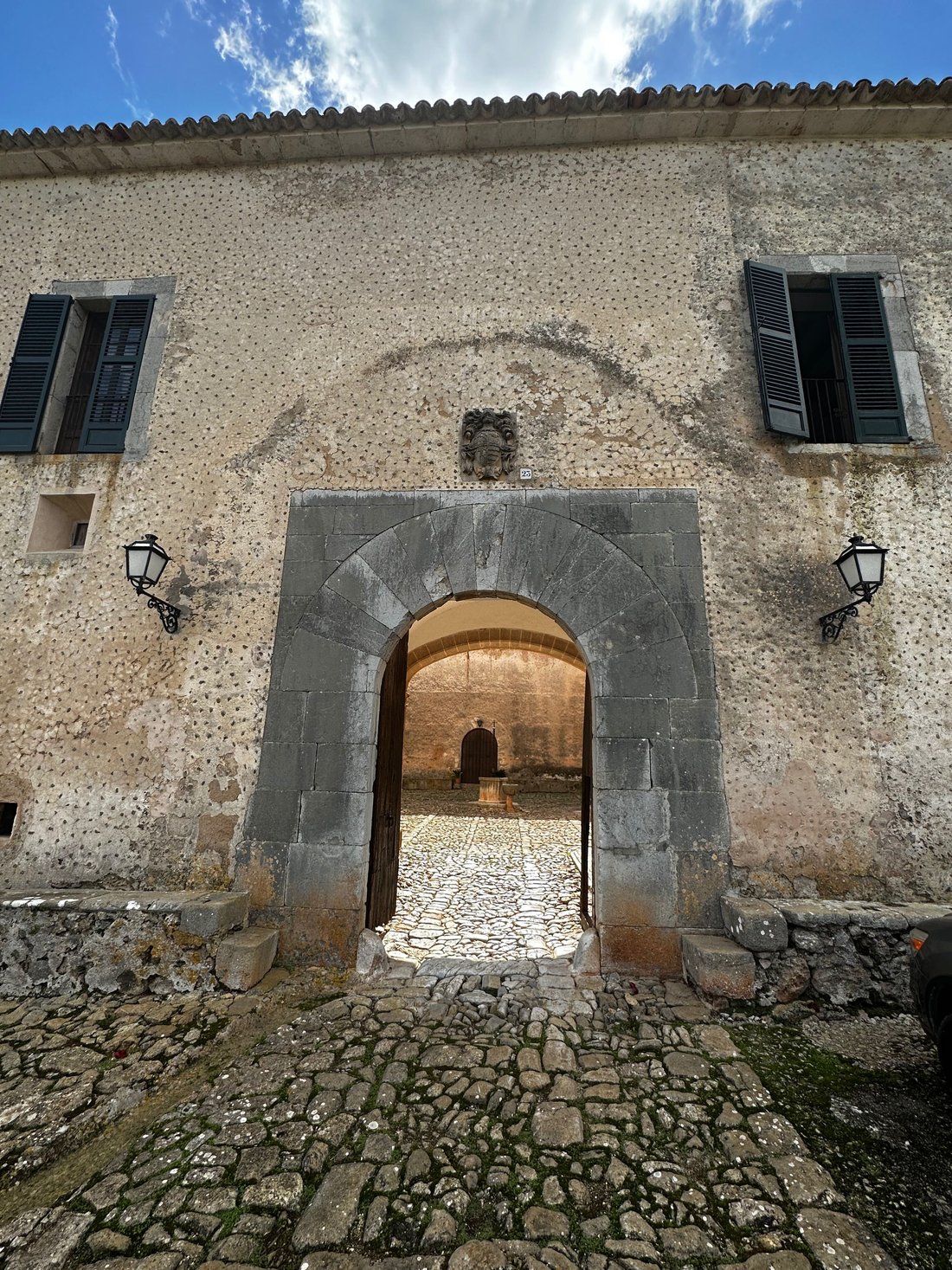 Estate in Puigpunyent, Balearic Islands, Spain 3 - 16574878